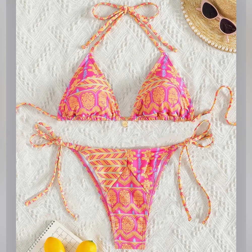Multicolor bikini set in pink yellow blue size small